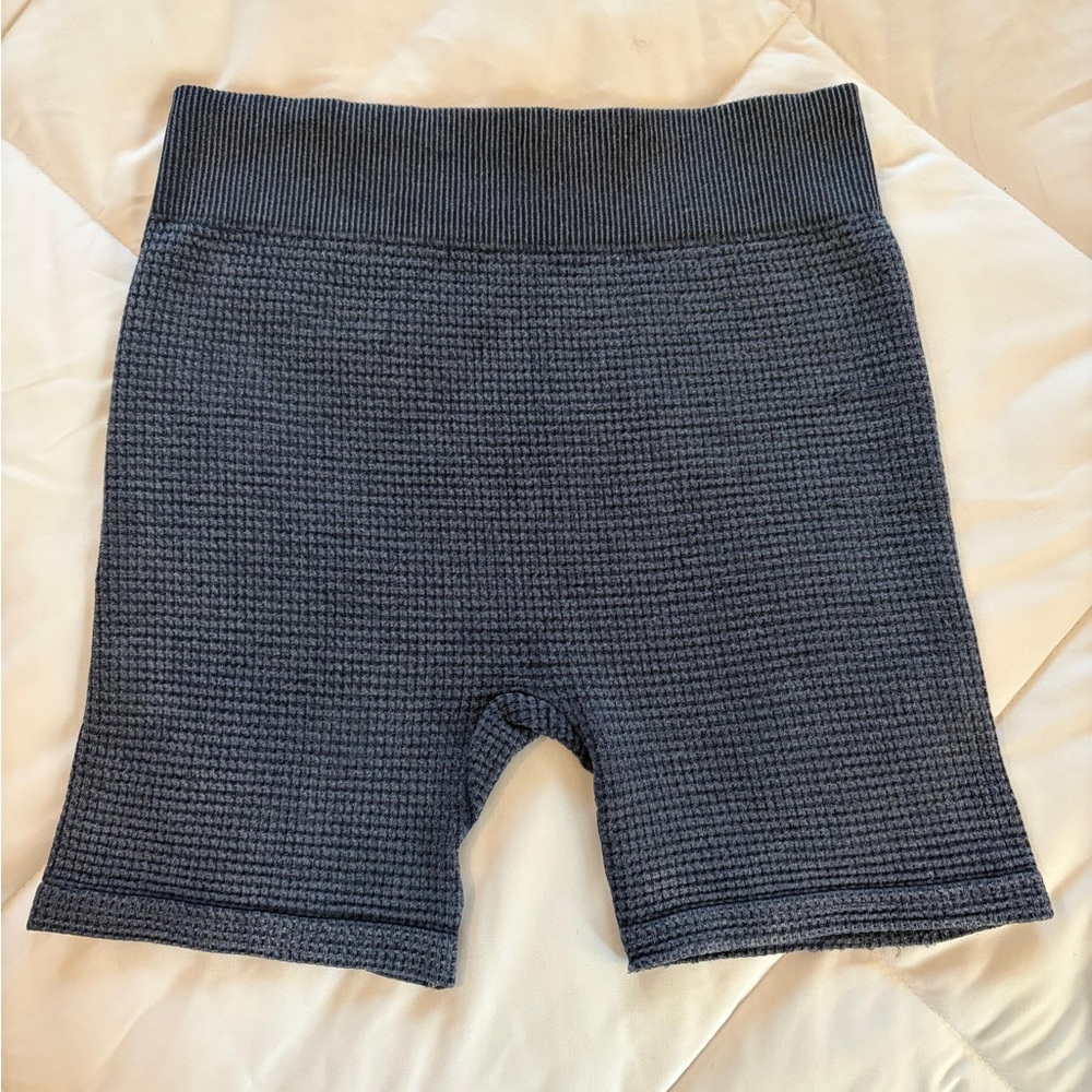 Knit High-Waist Ribbed Biker Shorts - Charcoal